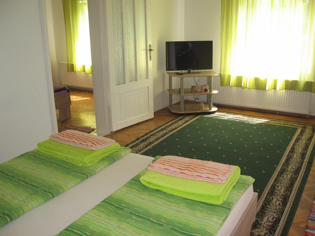 Green Apartment Νόβι Σαντ Εξωτερικό φωτογραφία