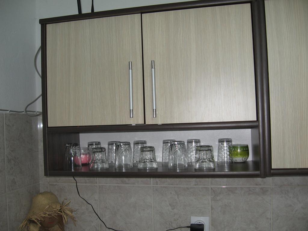 Green Apartment Νόβι Σαντ Εξωτερικό φωτογραφία
