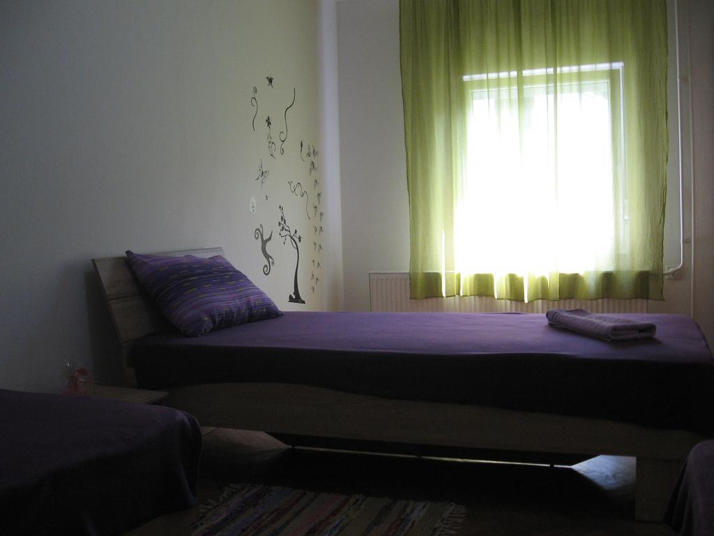 Green Apartment Νόβι Σαντ Εξωτερικό φωτογραφία