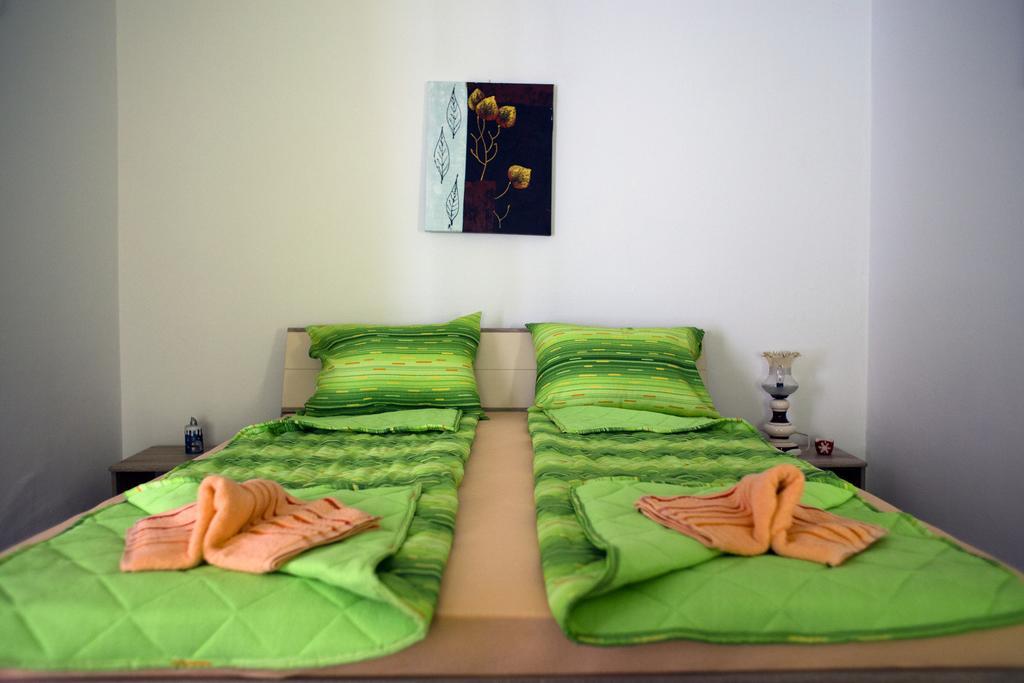 Green Apartment Νόβι Σαντ Εξωτερικό φωτογραφία
